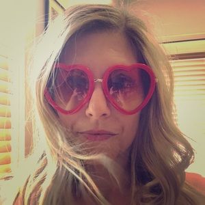 Meet your Posher, Jenn